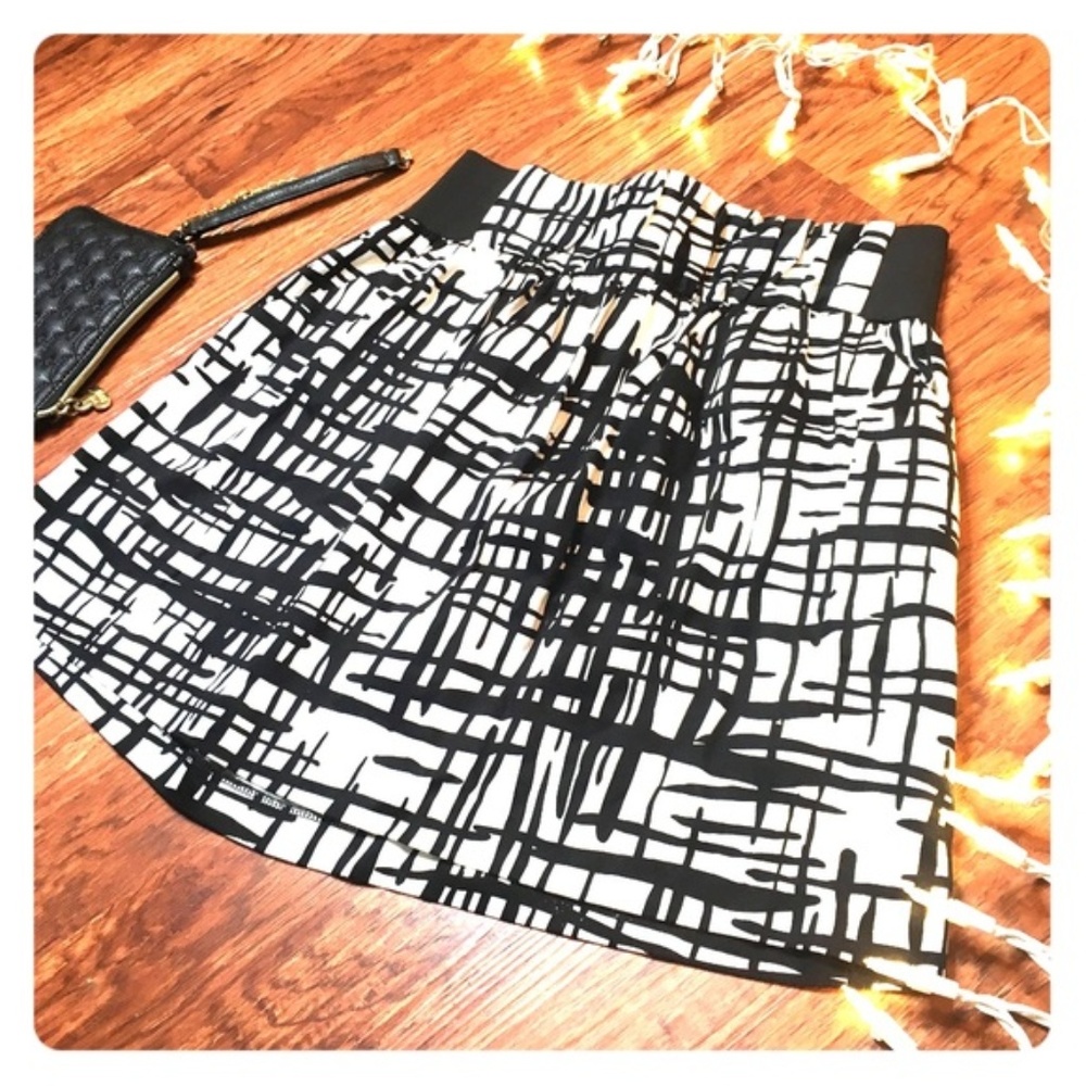 NWOT Black and White A Byer Skirt